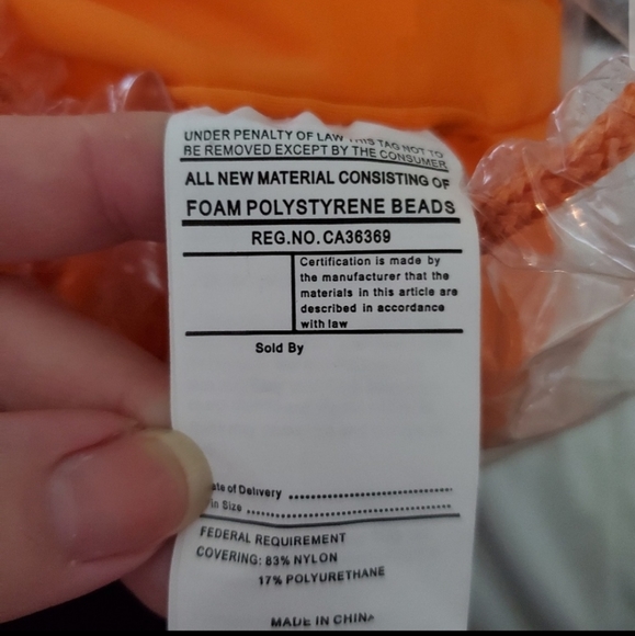 TRAVEL PILLOW - NEW Cush travel pillow Orange 🐶🐾 - Picture 5 of 7